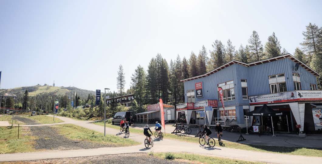 Sport House Ruka -pyörävuokraamo. Kuva Mikko Santasalo